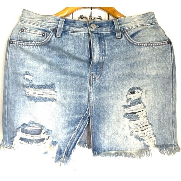 Free People Relaxed & Destroyed Denim Mini Jean Skirt Sz 27 Blue Denim - Picture 1 of 7